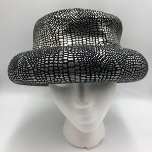 Vintage Mr. H's Classic Unique Hat Silver Metallic Snakeskin Look Retro Womens